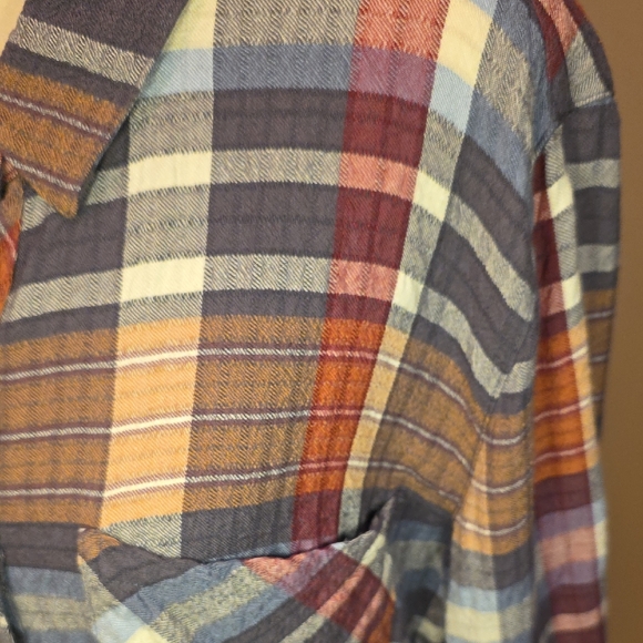 Favorite Button Up Top in Navy Plaid - Picture 4 of 6